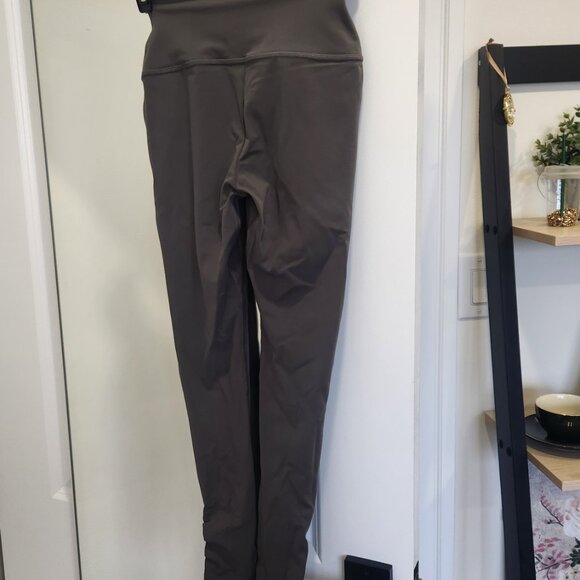 NWT Gymshark Ribbon Leggings Green Size XS - Picture 4 of 4